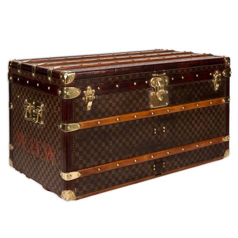 Louis Vuitton 1890 Trunks .